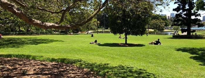 Royal Botanic Garden is one of Australien.