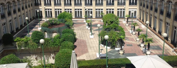 Hôtel Crowne Plaza is one of Paris 2015.