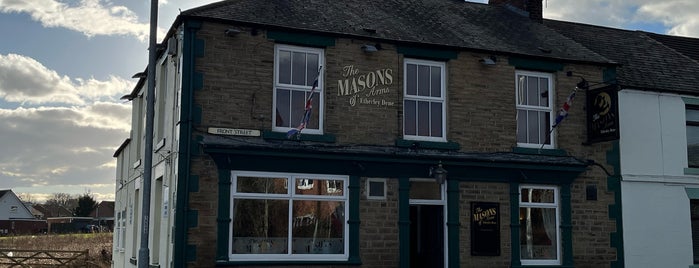 Masons Arms is one of Orte, die Carl gefallen.