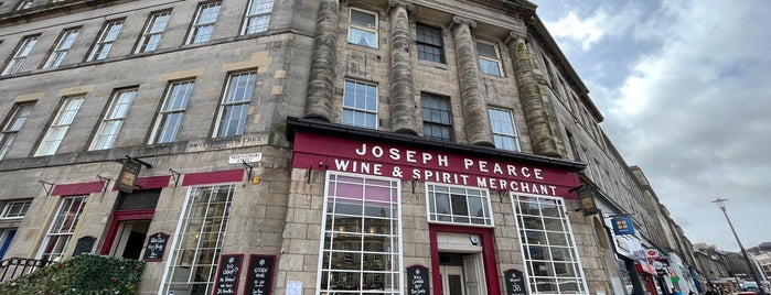 Joseph Pearce is one of Edinburgh, UK: the drinkeries.