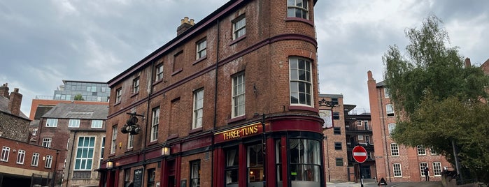 Three Tuns is one of Sheffield Pub List.