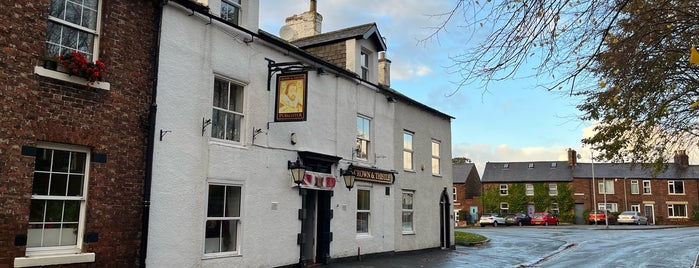 Crown and Thistle is one of Required Guide Pubs.