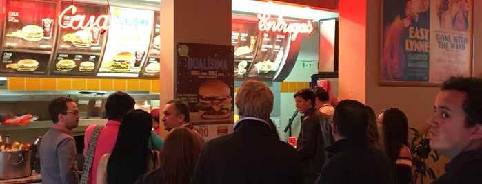 Hamburguesas El Corral is one of Ricos Restaurantes.