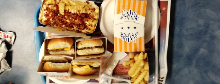 White Castle is one of Dawnさんのお気に入りスポット.