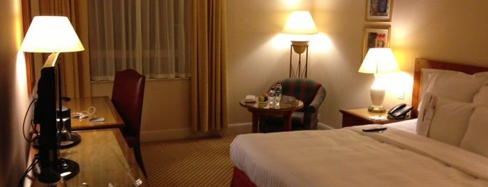 London Marriott Hotel Maida Vale is one of Tempat yang Disukai Blake.