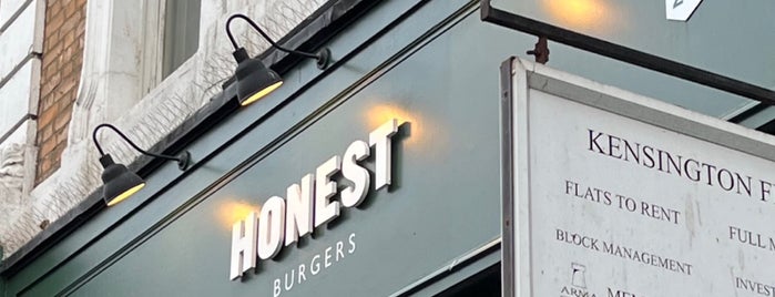 Honest Burgers is one of Lugares favoritos de Monti.
