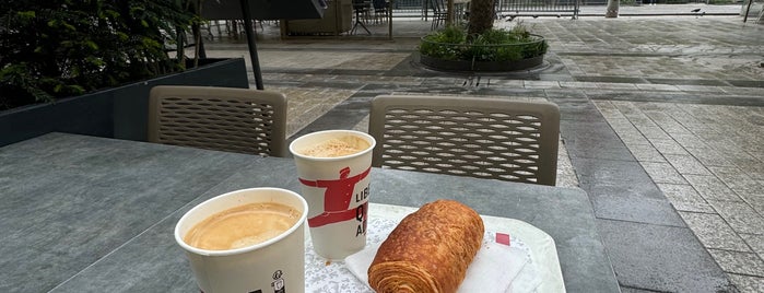 Brioche Dorée is one of France.