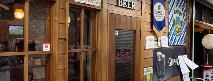 カフェレーズン堂 is one of Craft Beer Osaka.