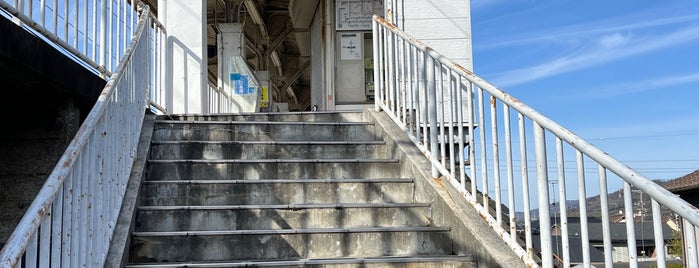 Kashiwara-Minamiguchi Station (N16) is one of 近畿日本鉄道 (西部) Kintetsu (West).