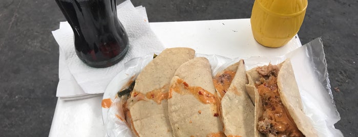 Tacos el güero is one of Done!!!.