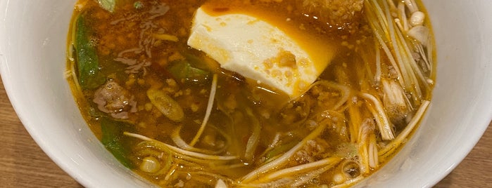 Menya Inoichi Hanare is one of punの”麺麺メ麺麺”.