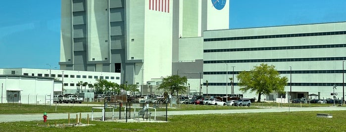 Vehicle Assembly Building (VAB) is one of Coolest shit I've ever done.
