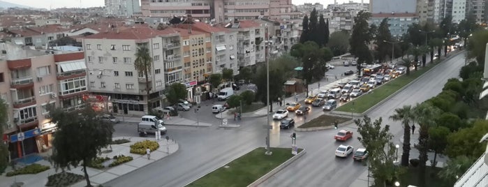 Halide Edip Adıvar Caddesi is one of Lugares favoritos de FATOŞ.