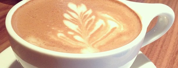 Vespr Craft Coffee & Allures is one of สถานที่ที่บันทึกไว้ของ Anthony.