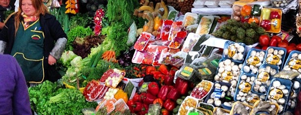 Mercado N°1 de Surquillo is one of Lugares favoritos de Giovo.