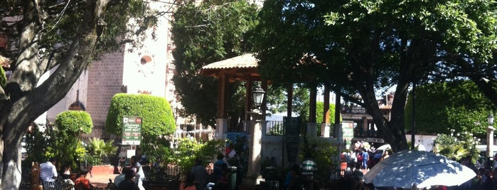 Zocalo De Taxco is one of Tempat yang Disukai Alejandro.