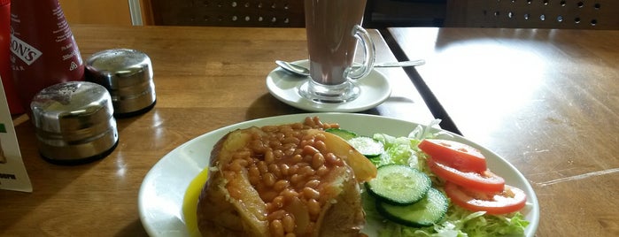 Jenkin's Cafe is one of Colchester.