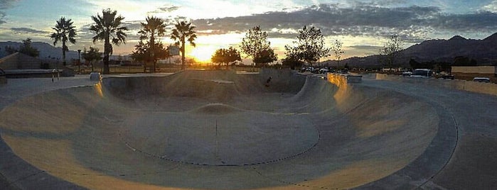 Fillmore Skatepark is one of Valencia / Santa Clarita.