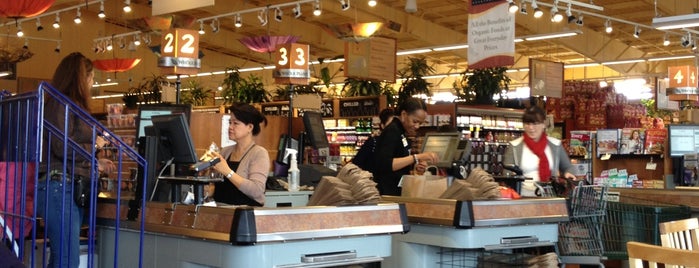 Whole Foods Market is one of Pizza perfect !.