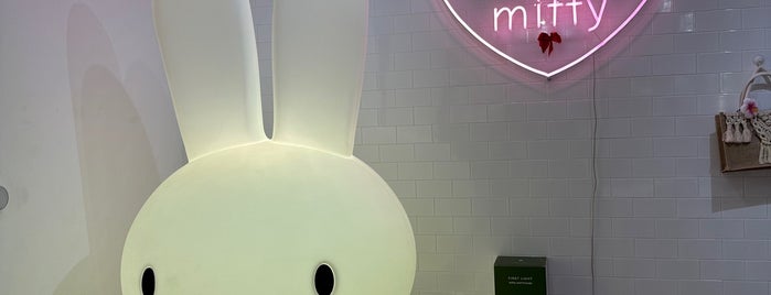 Kira X Miffy is one of Rexさんのお気に入りスポット.