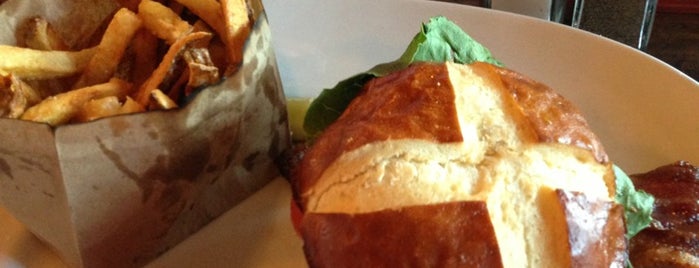 Gramercy Park Pizza & Grill is one of The 15 Best Places for Corned Beef in Boise.