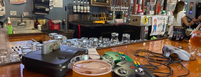 Right Around the Corner - Arcade and Games Craft Beer Bar is one of Brian / Taylor - St Pete+.