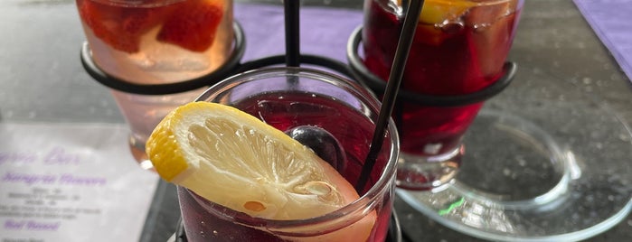 Lala's Sangria Bar is one of Kimmie's Saved Places.