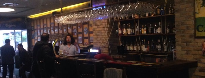 Ahır Pub is one of Lieux sauvegardés par HARBİ.
