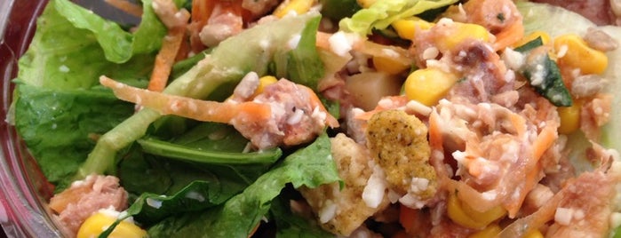 Day Light Salads is one of Posti che sono piaciuti a Thelma.