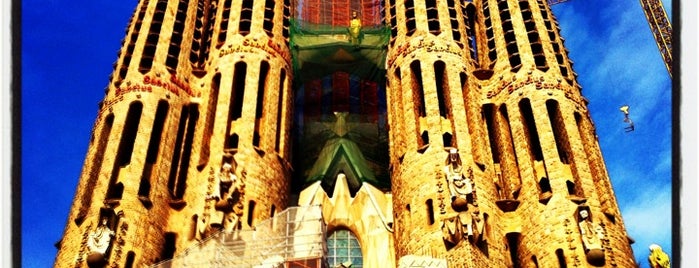 Basílica de la Sagrada Família is one of Malaga-Barcelona-Milan.