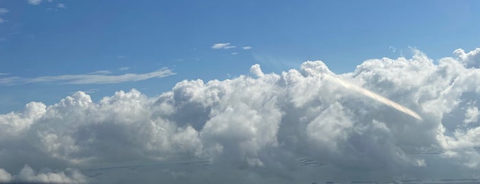 New Smyrna Municipal Airport is one of Hopster's Airports 2.