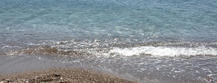 Magemena Beach is one of Spiridoulaさんの保存済みスポット.