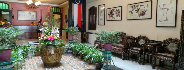 Hotel Puri is one of Explore Melaka.