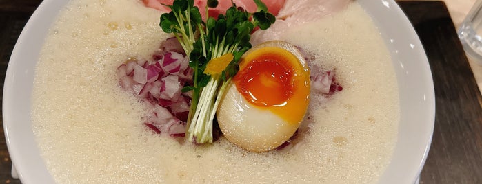 鶏白湯泡ramen たまき is one of Ognina v Tokyo.