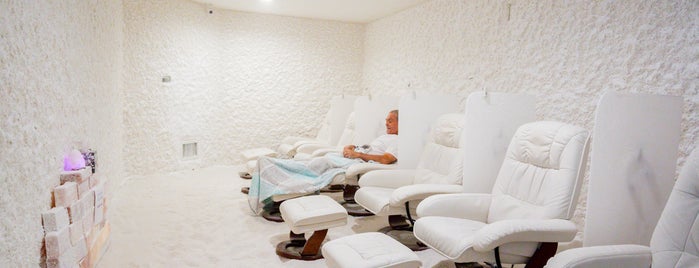 The Salt Suite- Fort Lauderdale is one of Tempat yang Disukai Marlene.