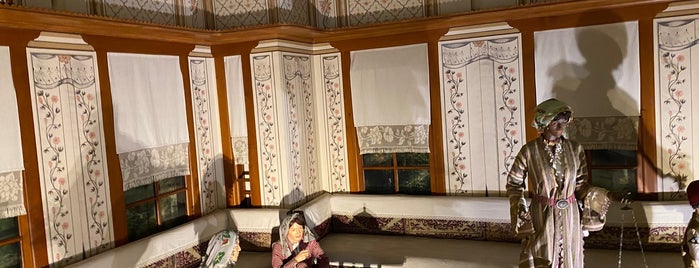 Suna - İnan Kıraç Müzesi is one of Best of Antalya.