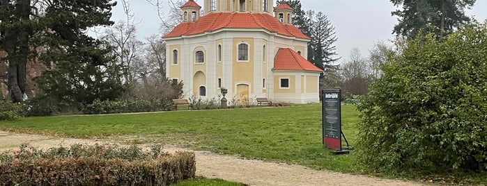 Kaple sv. Anny is one of Jan Blažej Santini-Aichel.