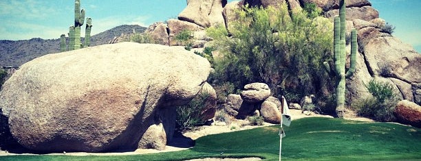 Boulders Golf Club is one of Tempat yang Disukai Jon.