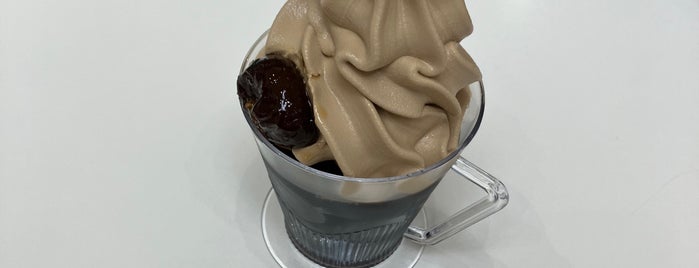 Mikado Coffee is one of 軽井沢と言えば.