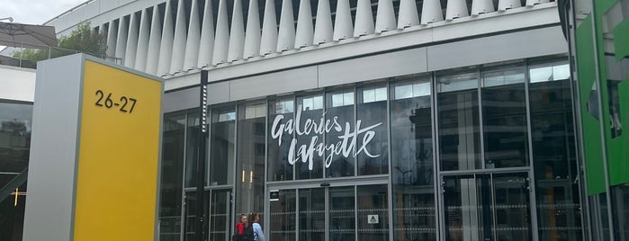 Galeries Lafayette is one of $hopping > Gds magasins.