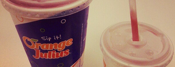 Orange Julius is one of Tempat yang Disukai Joe.