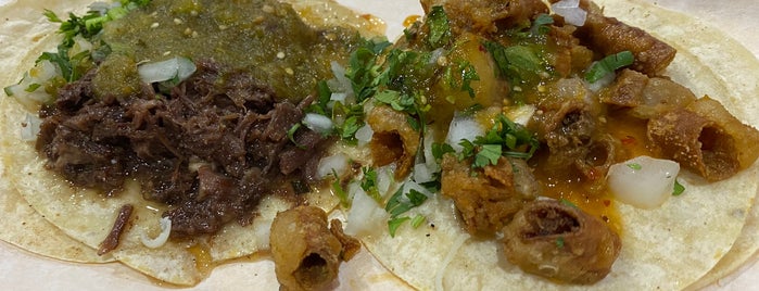 Taqueria Los Compadres is one of Eater's Mexican Food in the Central Valley.