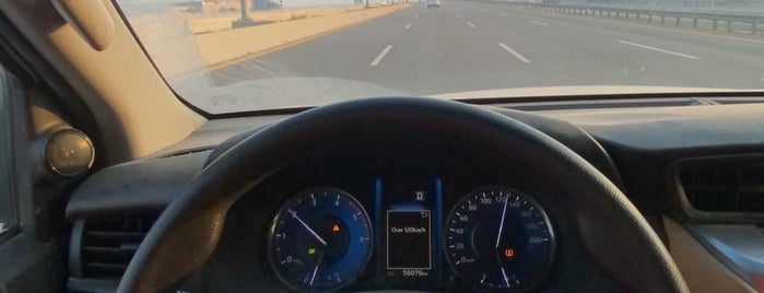 Dammam-Jubail Highway is one of Saudi Arabia Visited.