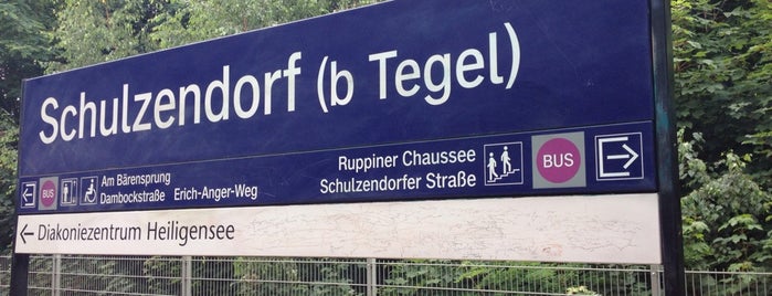 S Schulzendorf (b Tegel) is one of Bahnhöfe BM Berlin + HBF.