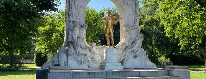 Johann-Strauß-Memorial is one of Wien / Österreich.