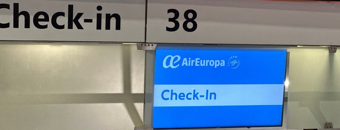 Alitalia Check-in is one of イタリア.
