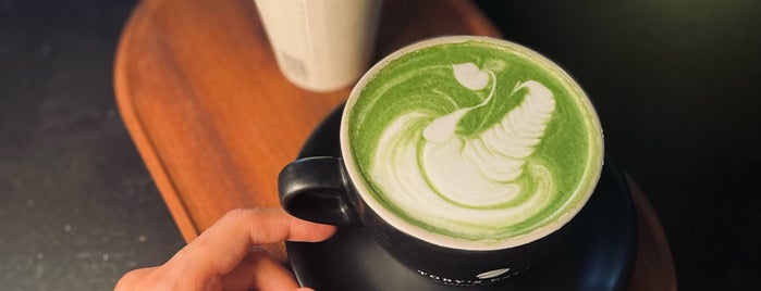 TOBY’S ESTATE Coffee Roasters is one of Matcha 🍵💚.