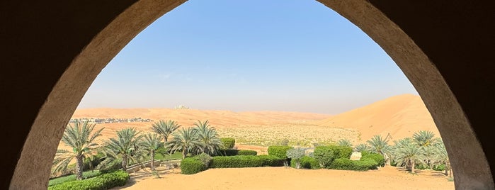 Qasr Al Sarab Desert Resort by Anantara is one of My Abu Dhabi Hangouts.