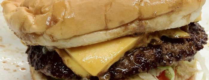 Dave's Giant Hamburger is one of Locais salvos de Kimmie.