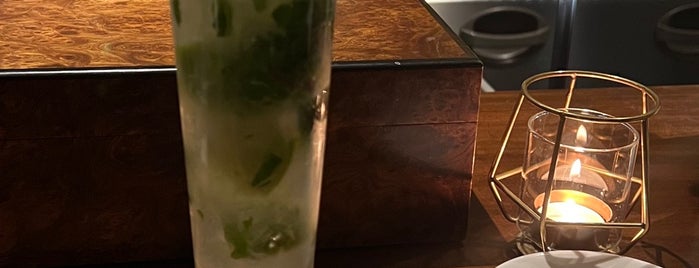 Mojito bar & cafe Mint Leaf is one of The 15 Best Places for Mojitos in Tokyo.
